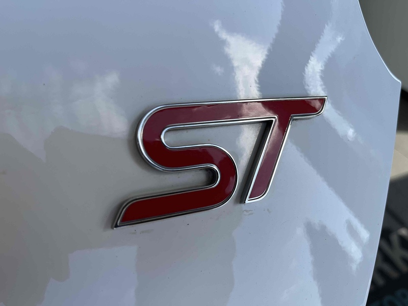 Ford 2.0 TDCi ST-3 Hatchback 5dr Diesel Manual Euro 6 (s/s) (185 ps)