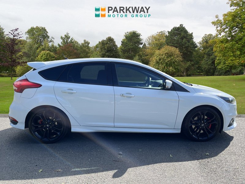 Ford 2.0 TDCi ST-3 Hatchback 5dr Diesel Manual Euro 6 (s/s) (185 ps)