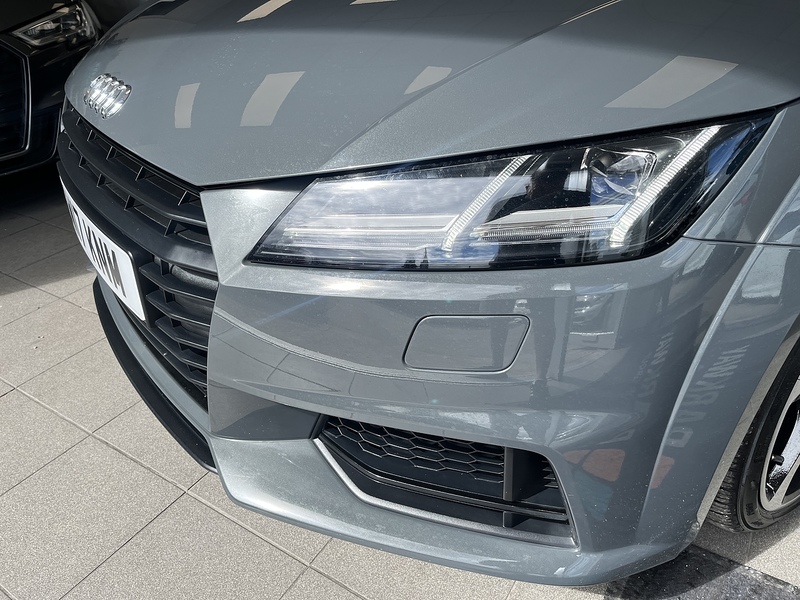 Audi 2.0 TFSI Black Edition Roadster 2dr Petrol S Tronic Euro 6 (s/s) (230 ps)