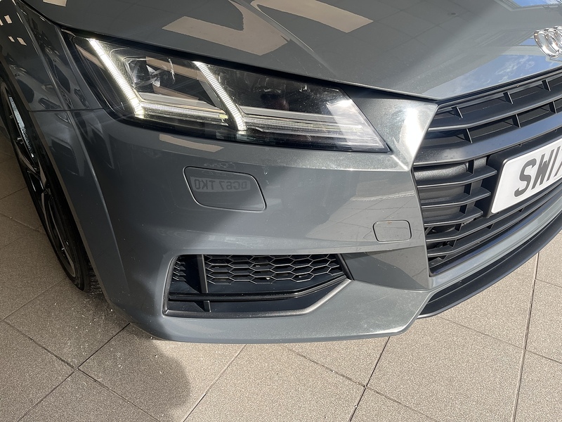 Audi 2.0 TFSI Black Edition Roadster 2dr Petrol S Tronic Euro 6 (s/s) (230 ps)