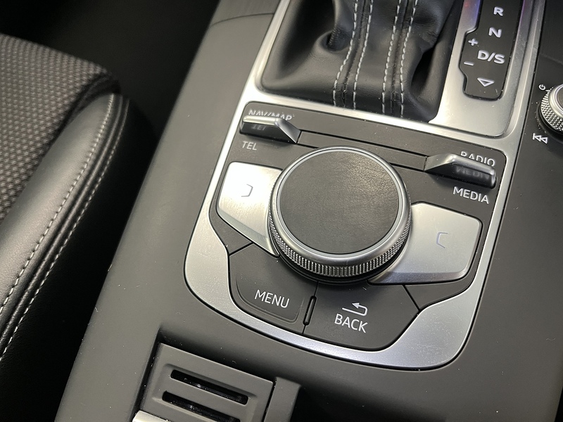 Audi 2.0 TDI S line Hatchback 3dr Diesel S Tronic Auto 6Spd quattro Euro 6 (s/s) (184 ps)