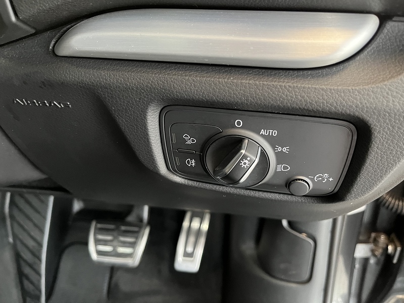 Audi 2.0 TDI S line Hatchback 3dr Diesel S Tronic Auto 6Spd quattro Euro 6 (s/s) (184 ps)