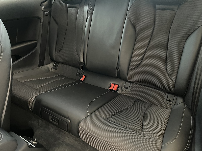 Audi 2.0 TDI S line Hatchback 3dr Diesel S Tronic Auto 6Spd quattro Euro 6 (s/s) (184 ps)