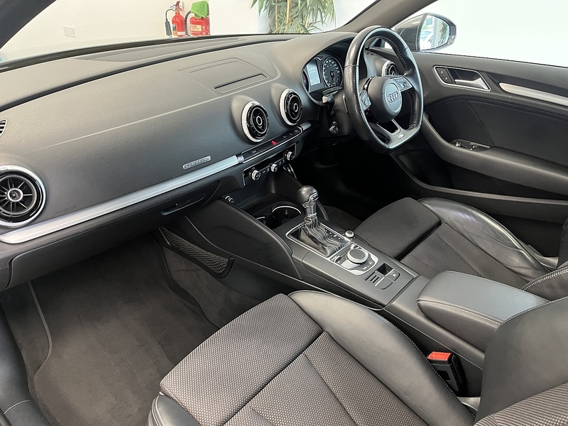 Audi 2.0 TDI S line Hatchback 3dr Diesel S Tronic Auto 6Spd quattro Euro 6 (s/s) (184 ps)