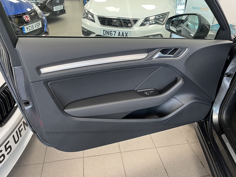 Audi 2.0 TDI S line Hatchback 3dr Diesel S Tronic Auto 6Spd quattro Euro 6 (s/s) (184 ps)