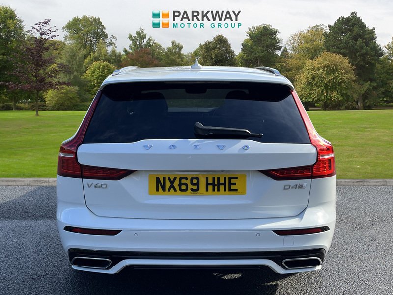 Volvo 2.0 D4 R-Design Estate 5dr Diesel Auto Euro 6 (s/s) (190 ps)