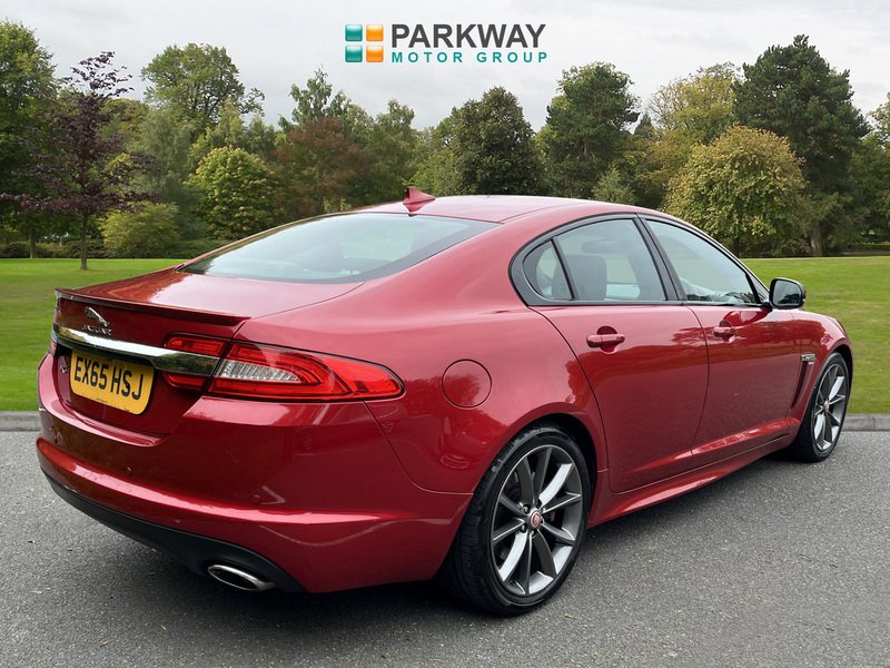 Jaguar 2.2d R-Sport Saloon 4dr Diesel Auto Euro 5 (s/s) (200 ps)
