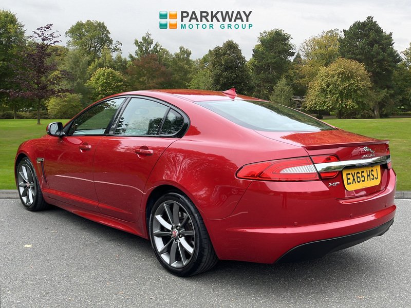 Jaguar 2.2d R-Sport Saloon 4dr Diesel Auto Euro 5 (s/s) (200 ps)