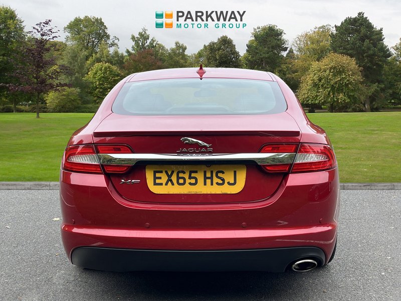 Jaguar 2.2d R-Sport Saloon 4dr Diesel Auto Euro 5 (s/s) (200 ps)