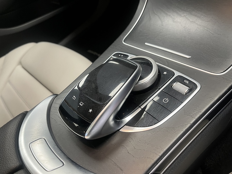 Mercedes-Benz 2.1 C250 BlueTEC AMG Line Saloon 4dr Diesel G-Tronic+ Euro 6 (s/s) (204 ps)