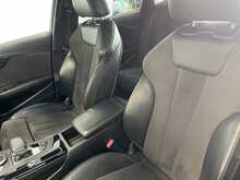 Audi A4 TDI Black Edition - U15116