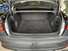 Audi A4 TDI Black Edition - U15116