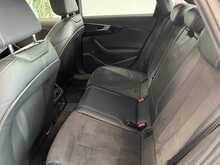 Audi A4 TDI Black Edition - U15116