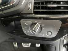 Audi A4 TDI Black Edition - U15116