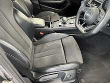 Audi A4 TDI Black Edition - U15116