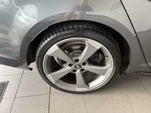 Audi A4 TDI Black Edition - U15116