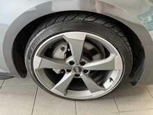 Audi A4 TDI Black Edition - U15116