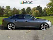 Audi A4 TDI Black Edition - U15116