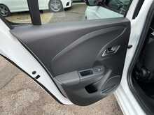 Vauxhall Corsa Turbo SRi - U15123