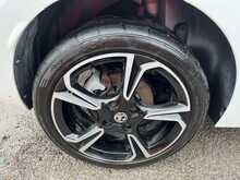 Vauxhall Corsa Turbo SRi - U15123