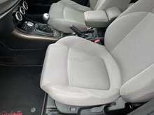 Alfa Romeo Giulietta JTDM-2 Business Edition - U15128