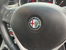 Alfa Romeo Giulietta JTDM-2 Business Edition - U15128