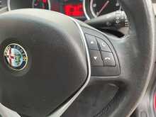 Alfa Romeo Giulietta JTDM-2 Business Edition - U15128