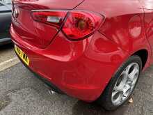 Alfa Romeo Giulietta JTDM-2 Business Edition - U15128