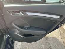 Audi A3 TFSI CoD S line - U15131