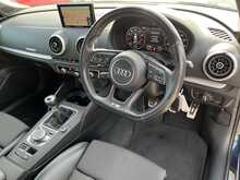 Audi A3 TFSI CoD S line - U15131
