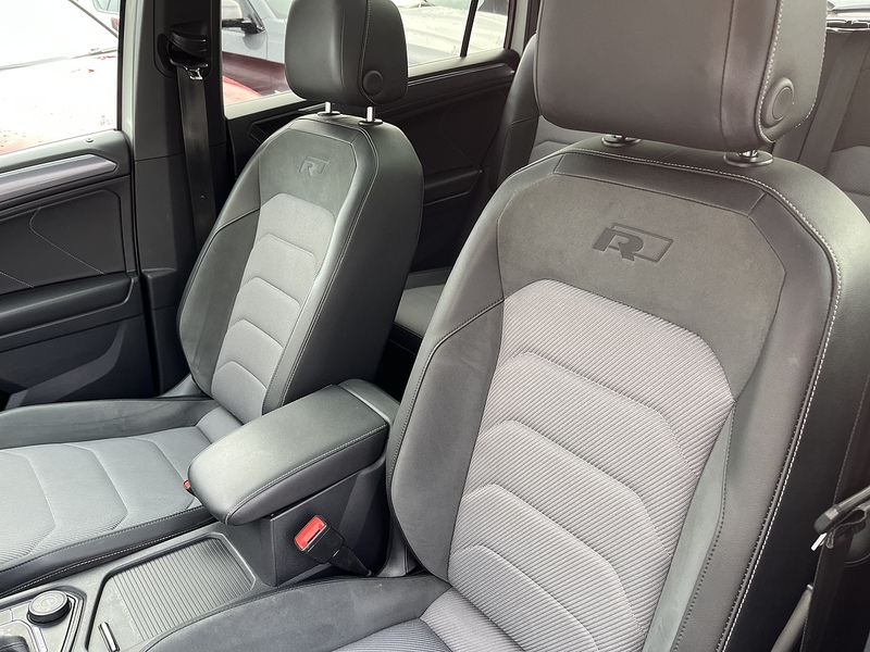 Volkswagen 2.0 TDI R-Line Tech SUV 5dr Diesel DSG 4Motion Euro 6 (s/s) (150 ps)