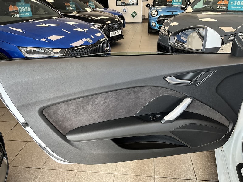 Audi 2.0 TDI ultra S line Roadster 2dr Diesel Manual Euro 6 (s/s) (184 ps)