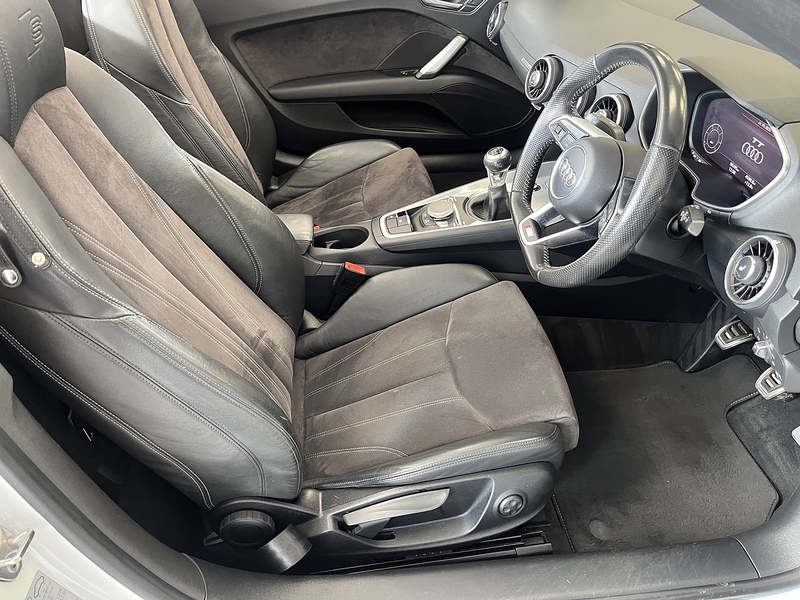 Audi 2.0 TDI ultra S line Roadster 2dr Diesel Manual Euro 6 (s/s) (184 ps)