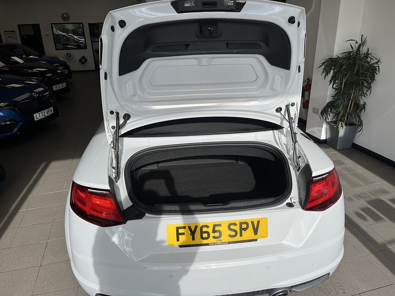 Audi 2.0 TDI ultra S line Roadster 2dr Diesel Manual Euro 6 (s/s) (184 ps)