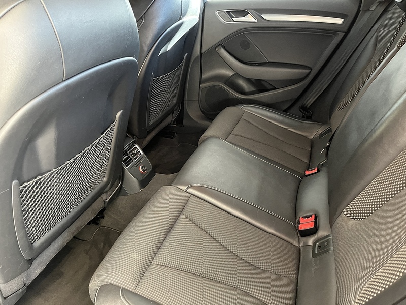 Audi 2.0 TDI S line Saloon 4dr Diesel Manual Euro 5 (s/s) (150 ps)