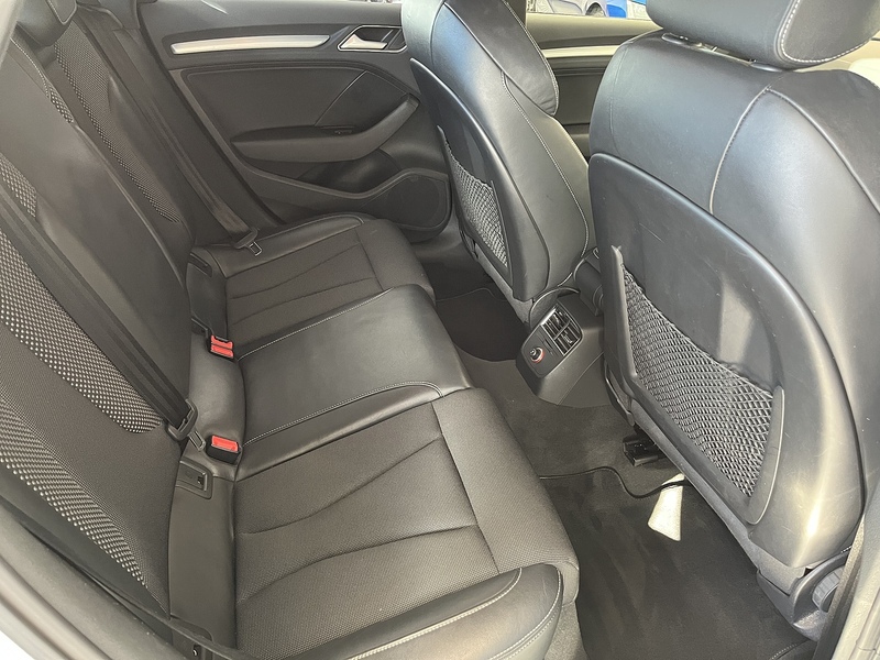 Audi 2.0 TDI S line Saloon 4dr Diesel Manual Euro 5 (s/s) (150 ps)