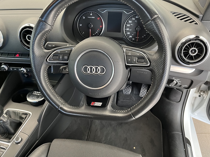 Audi 2.0 TDI S line Saloon 4dr Diesel Manual Euro 5 (s/s) (150 ps)