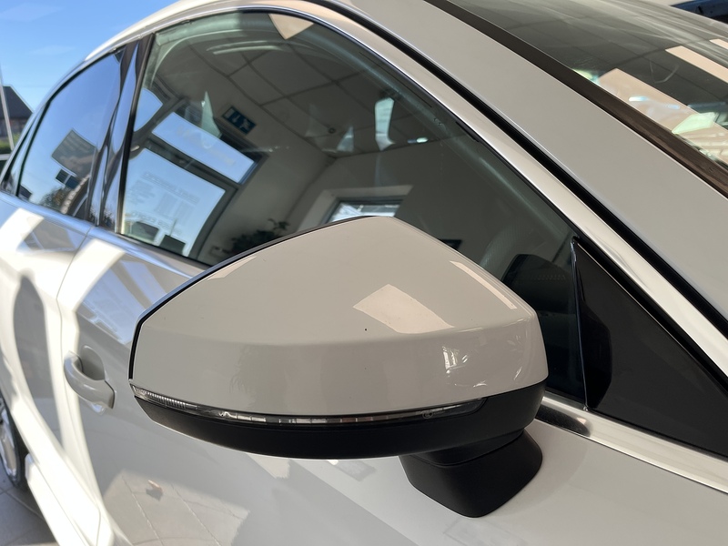 Audi 2.0 TDI S line Saloon 4dr Diesel Manual Euro 5 (s/s) (150 ps)