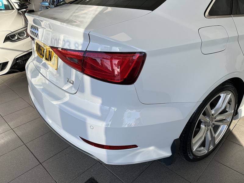 Audi 2.0 TDI S line Saloon 4dr Diesel Manual Euro 5 (s/s) (150 ps)