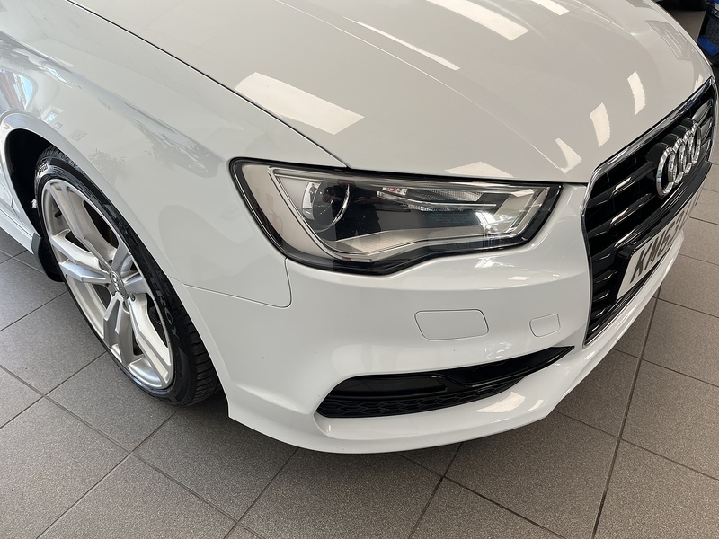 Audi 2.0 TDI S line Saloon 4dr Diesel Manual Euro 5 (s/s) (150 ps)