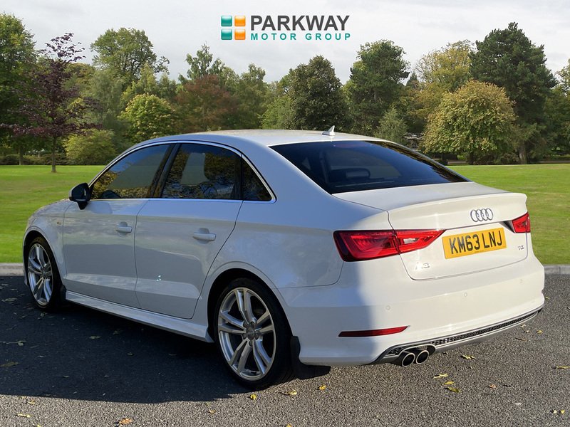 Audi 2.0 TDI S line Saloon 4dr Diesel Manual Euro 5 (s/s) (150 ps)