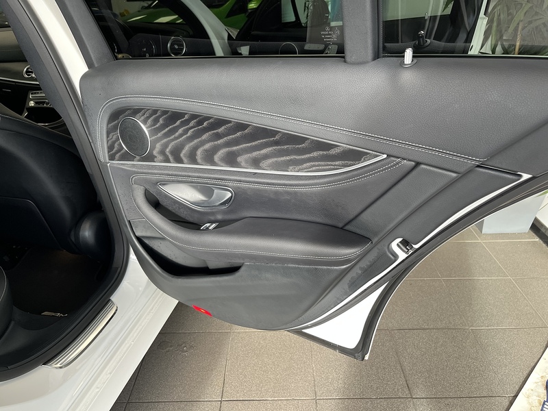 Mercedes-Benz 2.0 E220d AMG Line (Premium) Estate 5dr Diesel G-Tronic+ Euro 6 (s/s) (194 ps)