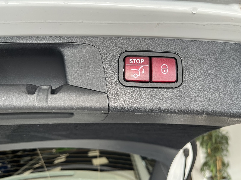 Mercedes-Benz 2.0 E220d AMG Line (Premium) Estate 5dr Diesel G-Tronic+ Euro 6 (s/s) (194 ps)