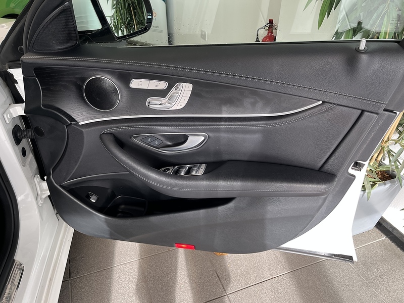 Mercedes-Benz 2.0 E220d AMG Line (Premium) Estate 5dr Diesel G-Tronic+ Euro 6 (s/s) (194 ps)