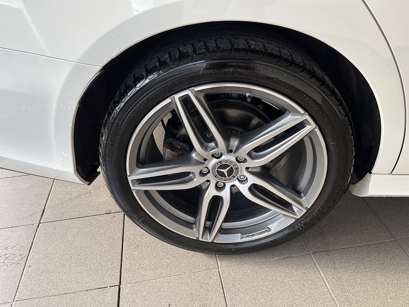 Mercedes-Benz 2.0 E220d AMG Line (Premium) Estate 5dr Diesel G-Tronic+ Euro 6 (s/s) (194 ps)