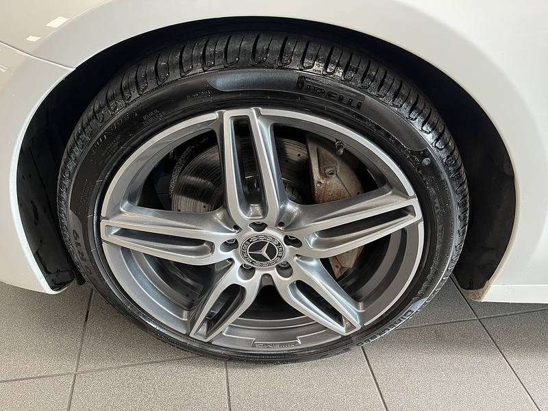 Mercedes-Benz 2.0 E220d AMG Line (Premium) Estate 5dr Diesel G-Tronic+ Euro 6 (s/s) (194 ps)