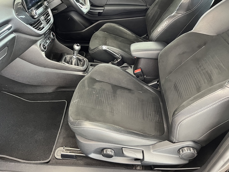 Ford 1.5T EcoBoost ST-3 Hatchback 3dr Petrol Manual Euro 6 (s/s) (200 ps)