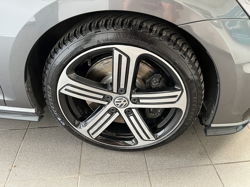 Volkswagen 2.0 TSI R Estate 5dr Petrol DSG 4Motion Euro 6 (s/s) (310 ps)