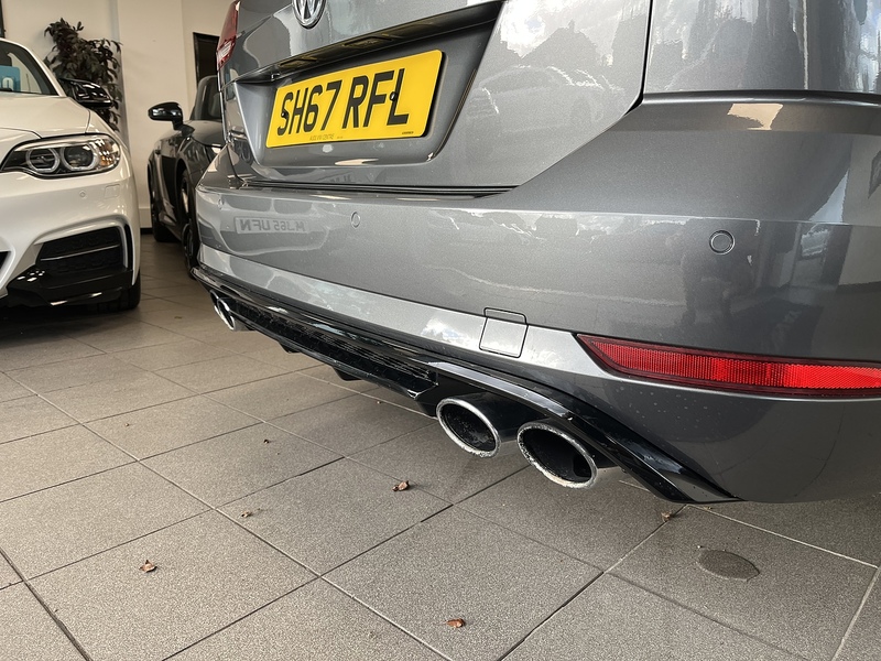 Volkswagen 2.0 TSI R Estate 5dr Petrol DSG 4Motion Euro 6 (s/s) (310 ps)