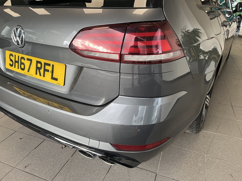 Volkswagen 2.0 TSI R Estate 5dr Petrol DSG 4Motion Euro 6 (s/s) (310 ps)